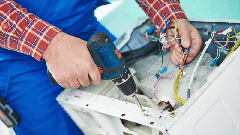 Çubuk Amana Amana çamaşır makinesi kart tamiri – Su almama arızası orijinal parça ile giderildi. - Teknik servis örneği